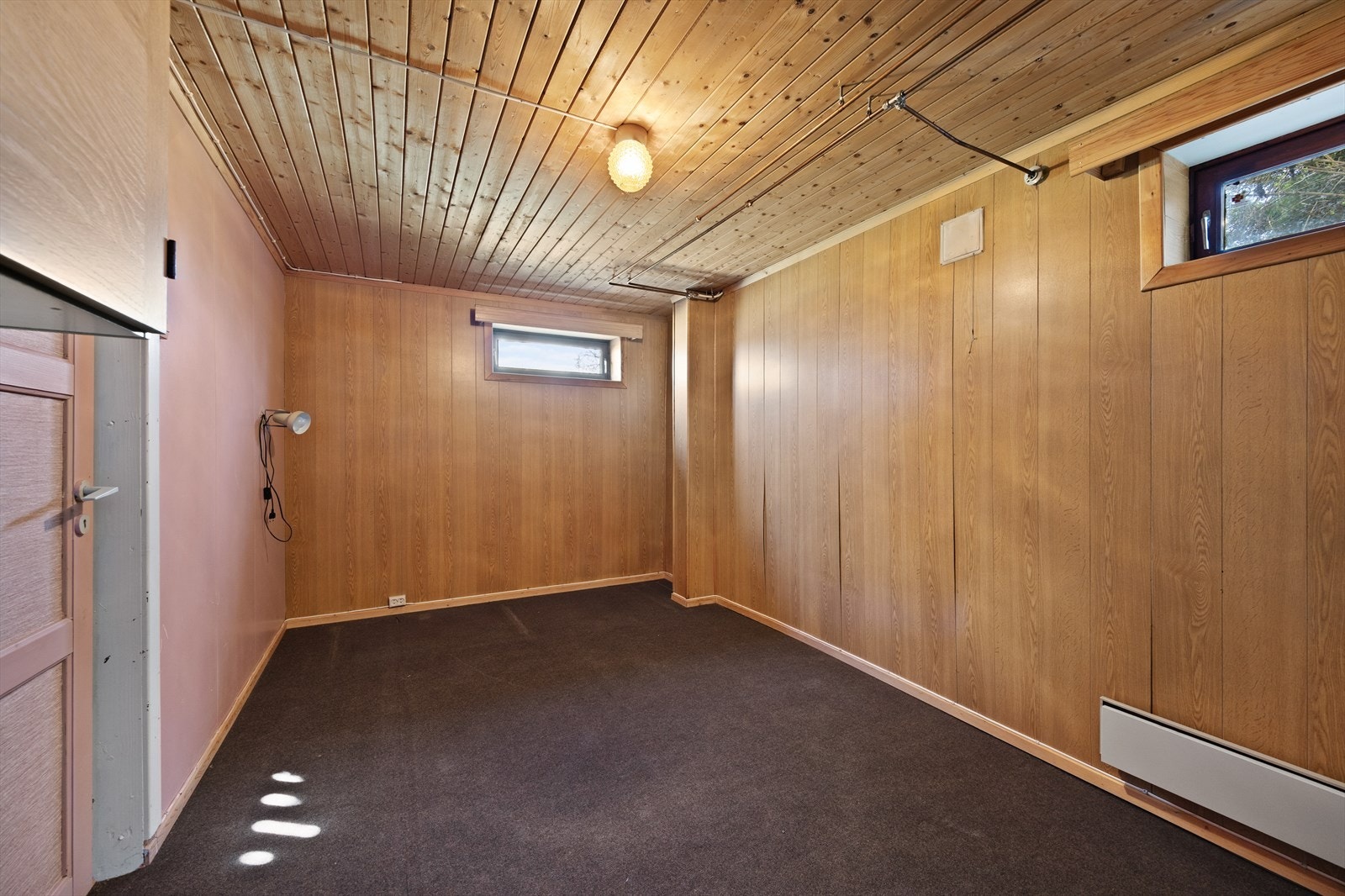 Ytterligere lagringsplass i kjelleretasjen. Galleribilde