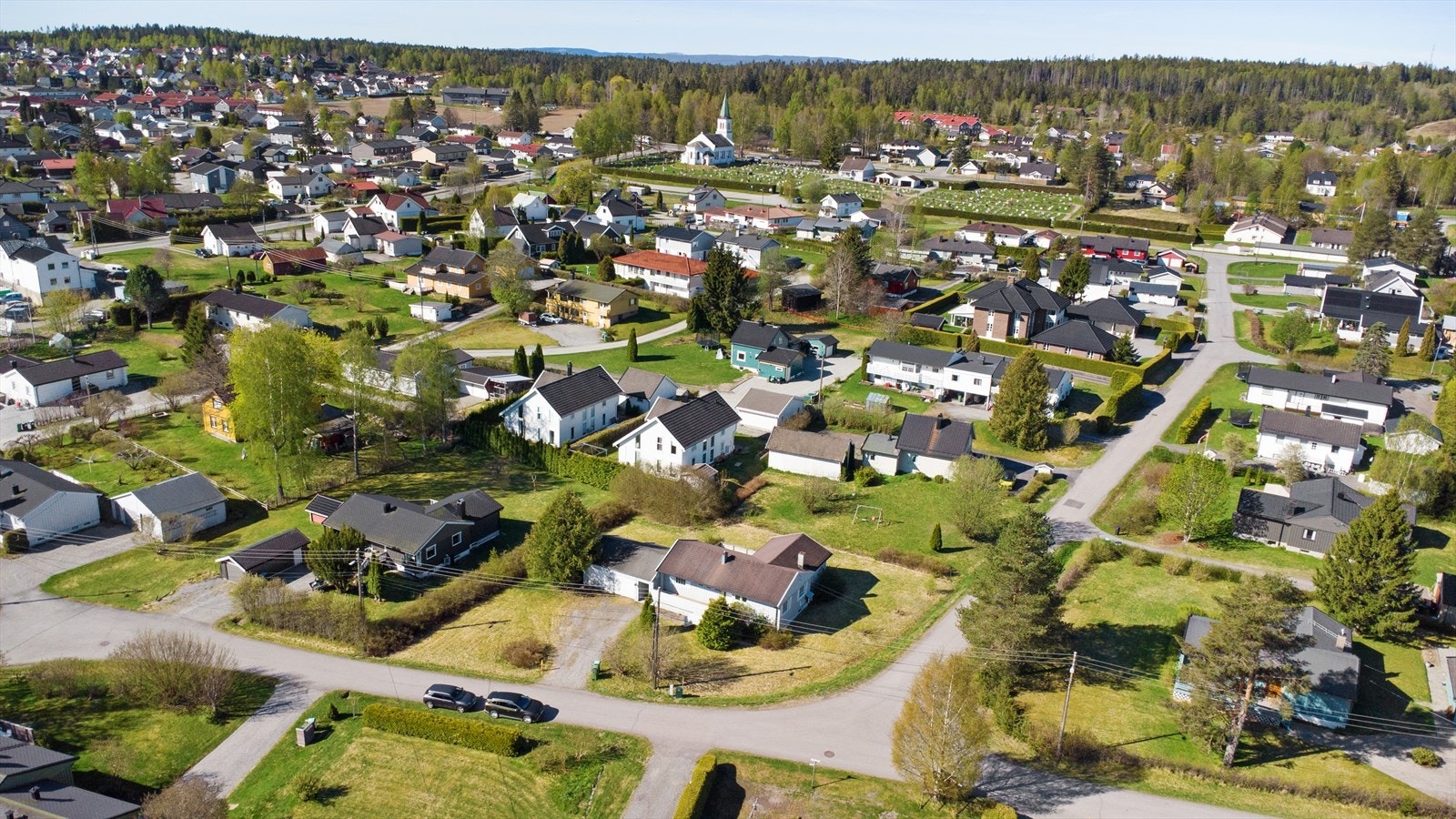 Det er gangavstand til både Bønsmoen skole og Råholt ungdomsskole. Galleribilde