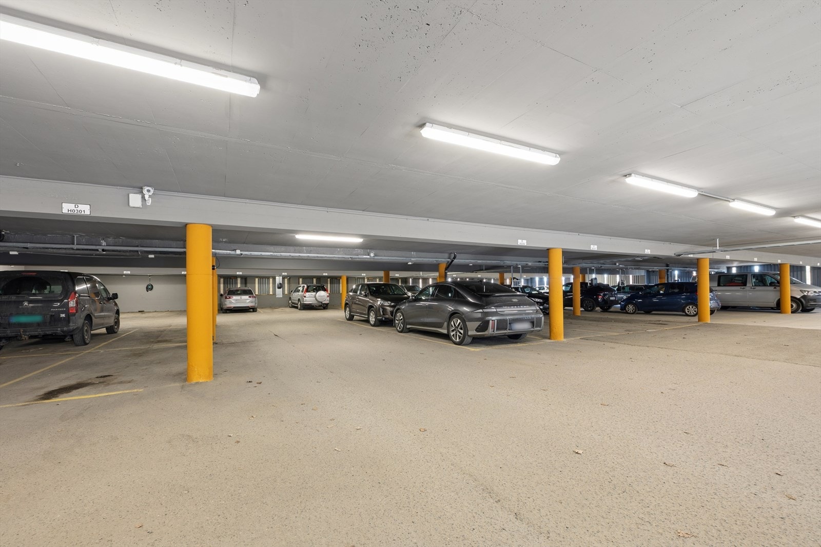 Det medfølger parkeringsplass i garasjeanlegg. Mulighet for å installere elbil lader. Galleribilde