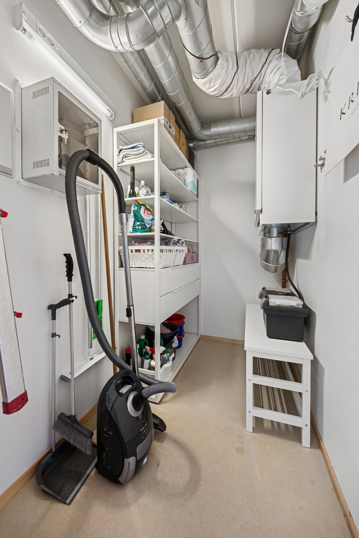 Innebod/teknisk rom. Galleribilde
