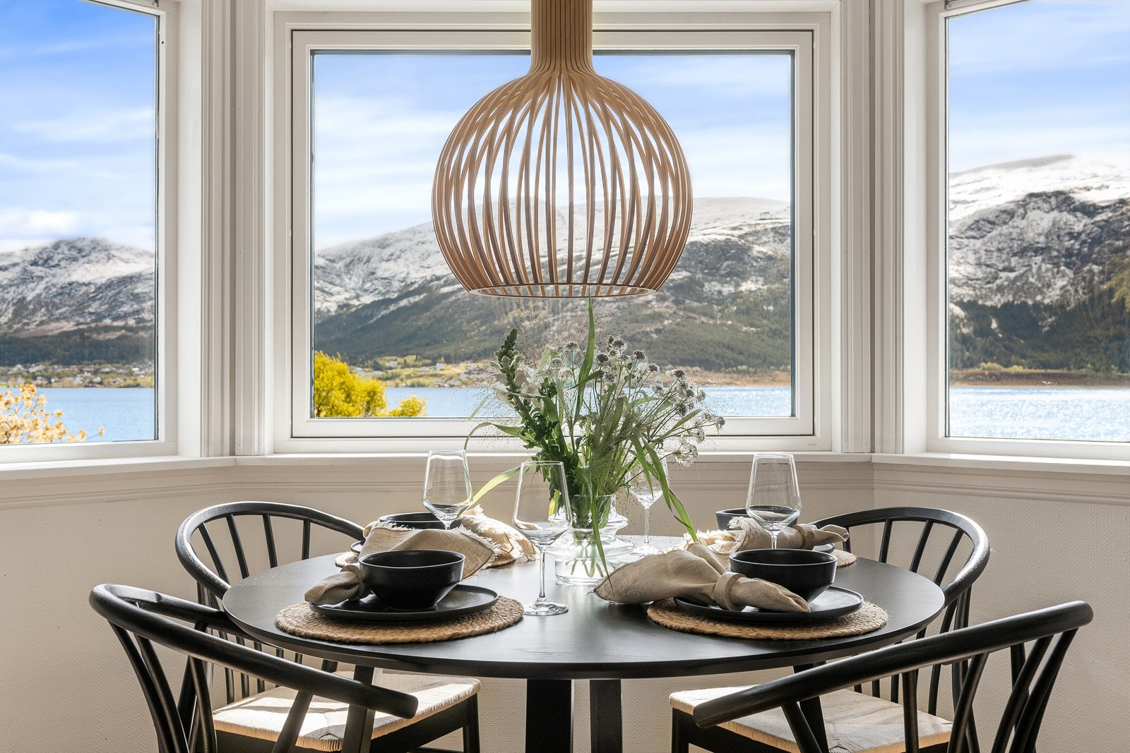 Her kan frokosten nytes med en enestående utsikt Galleribilde