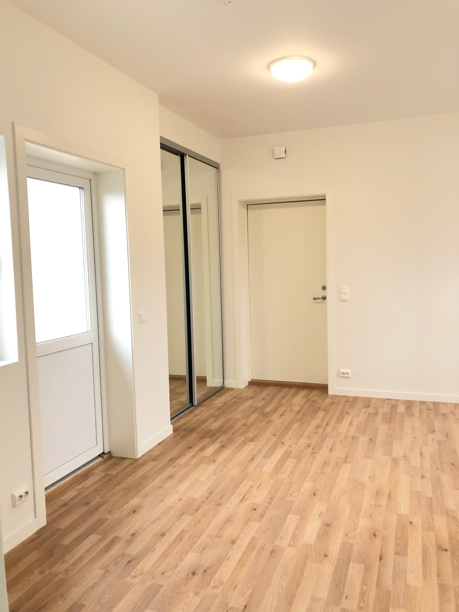 Innvendige bilder er av referansebolig og kan fravike fra aktuell bolig. Galleribilde