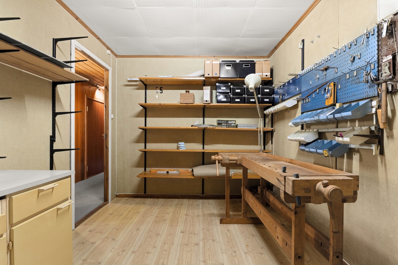 Verksted/bod Galleribilde