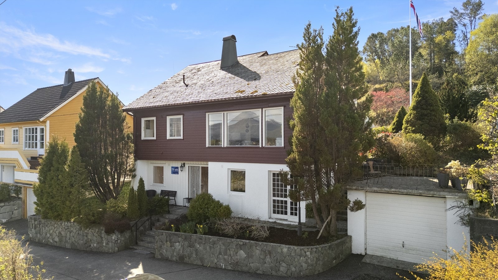Fint opparbeide uteområde Galleribilde