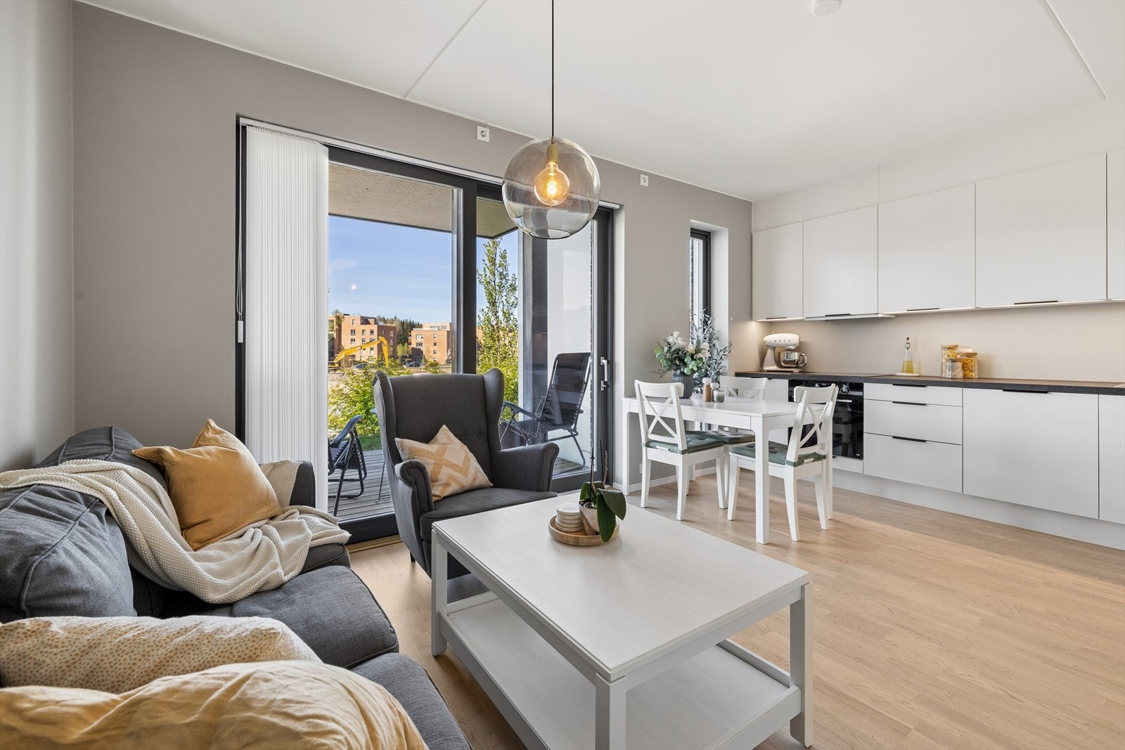 Leiligheten vender mot syd-vest Galleribilde
