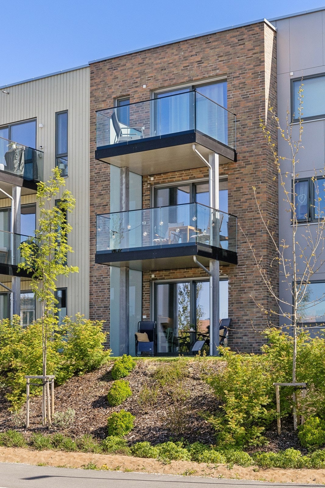 Flott og moderne fasade i teglstein Galleribilde