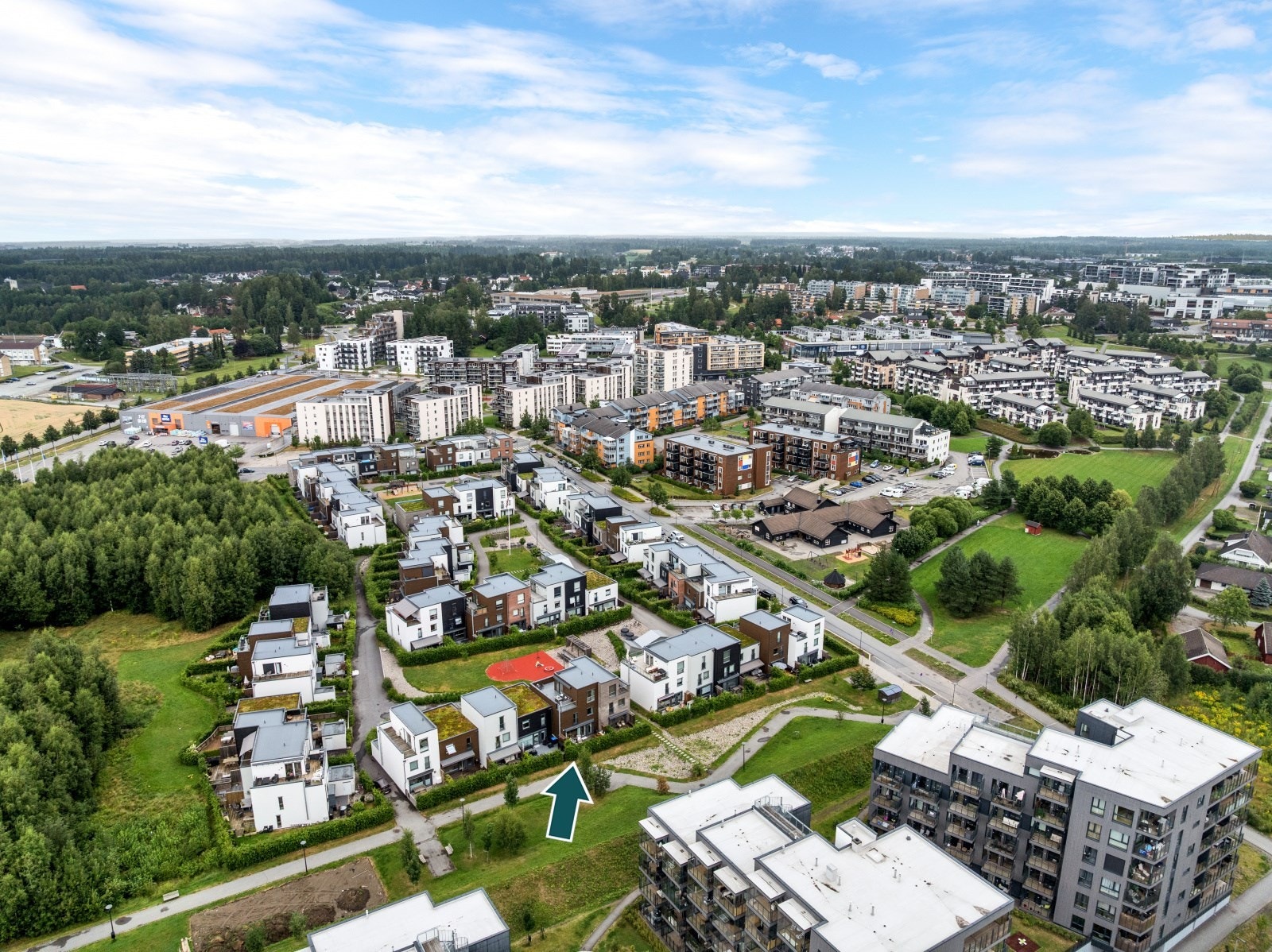 Sameiet består av et bilfritt tun. Velkommen til visning! Galleribilde