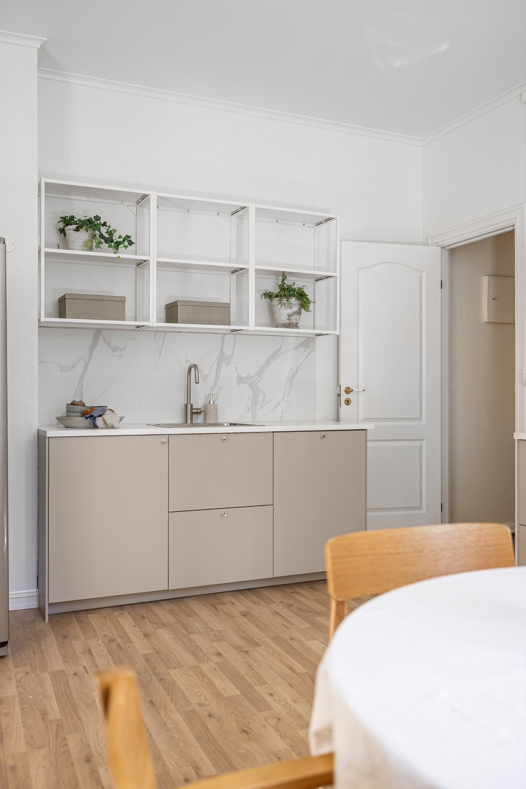 Utstyrt med integrert oppvaskmaskin. Galleribilde