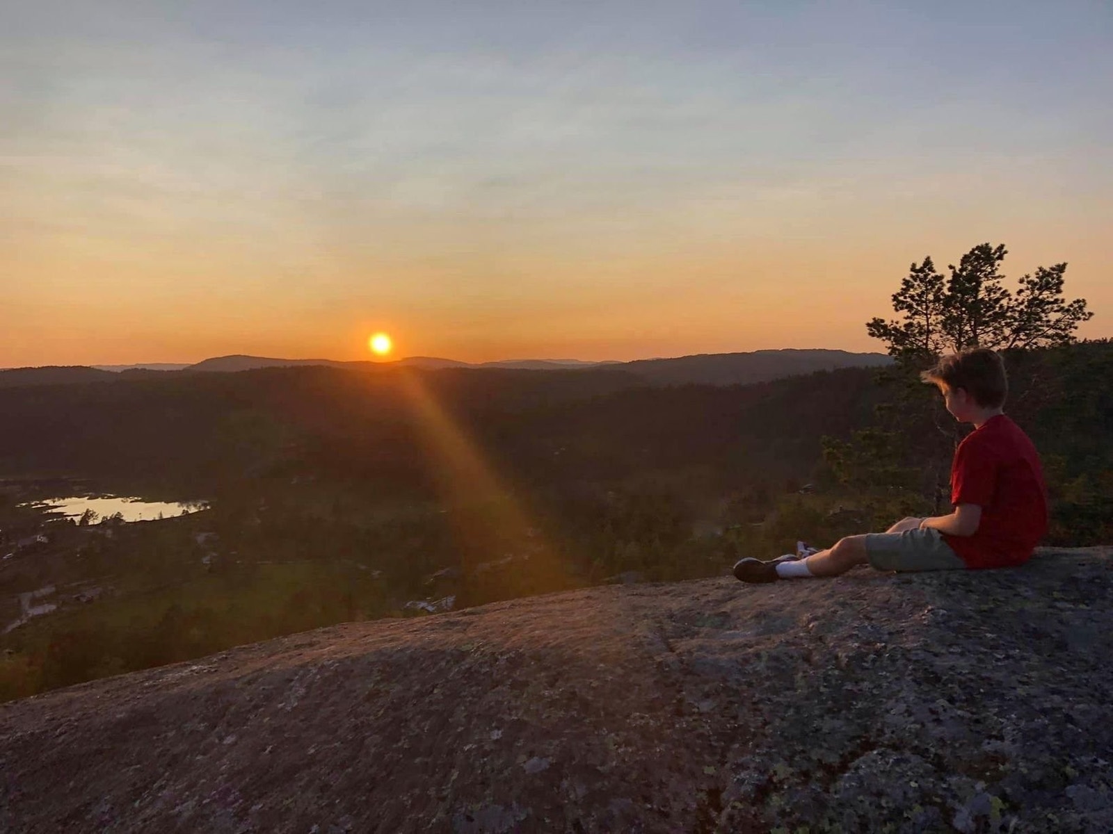 Privat bilde: solnedgang på Hestedalsfjelelt Galleribilde