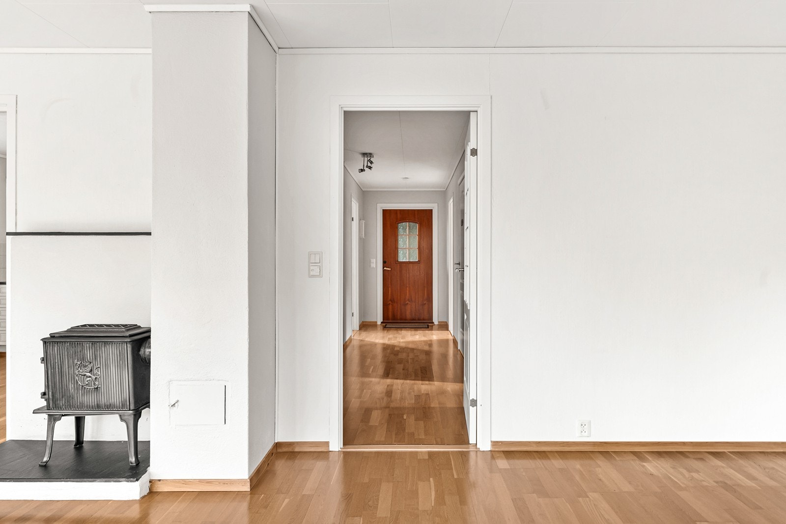Stue/gang. Galleribilde