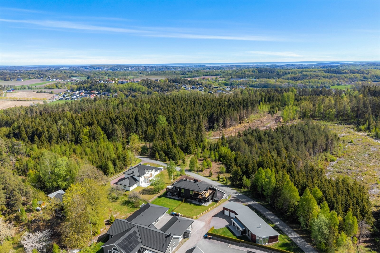 Sandefjord lufthavn Torp er kun en kort kjøretur unna, med avganger til en rekke europeiske byer. Galleribilde