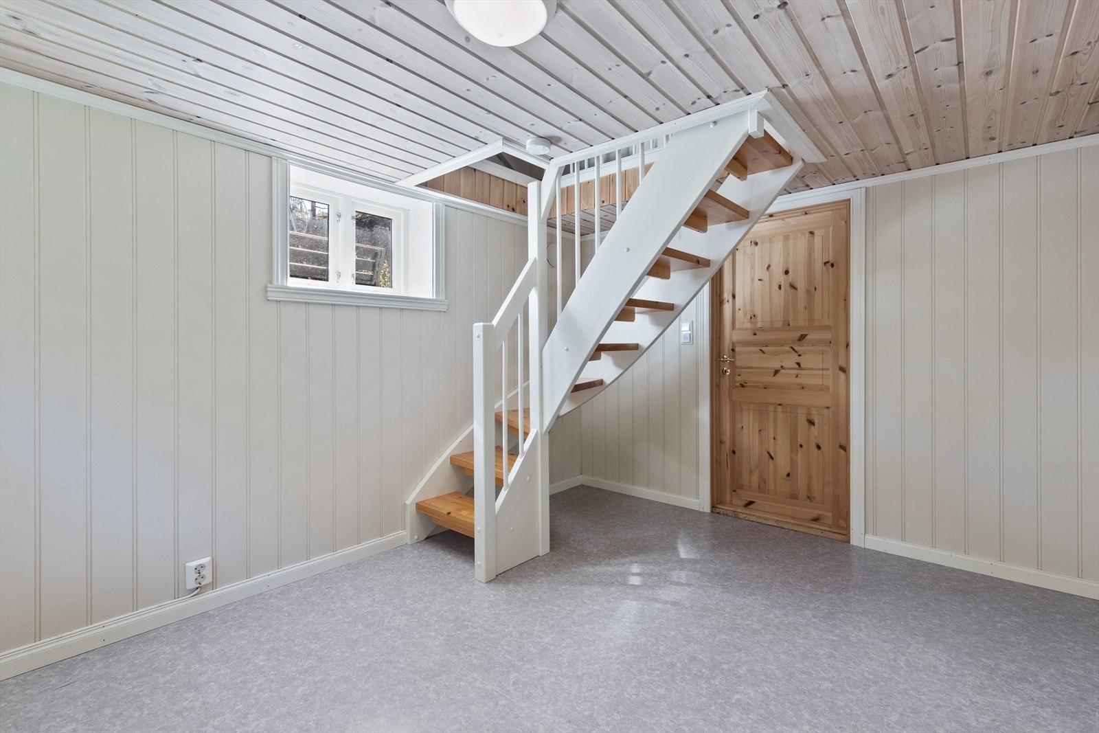 Rommet i kjeller med flere bruksmuligheter. Galleribilde