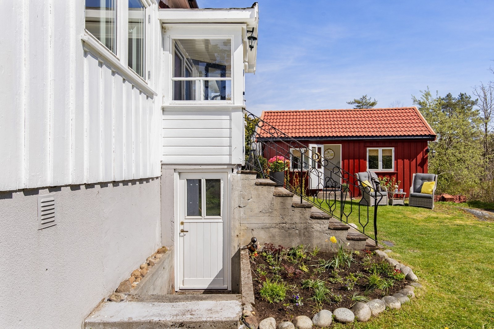 Inngang til kjeller. Galleribilde
