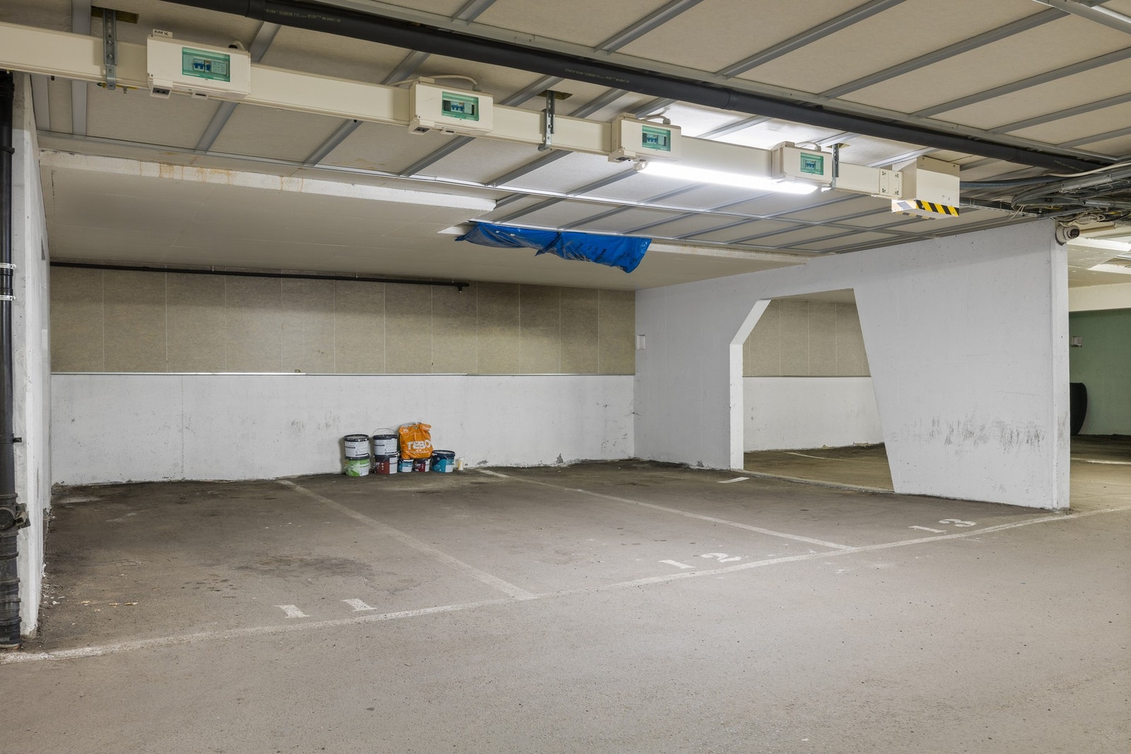 Garasje. Galleribilde