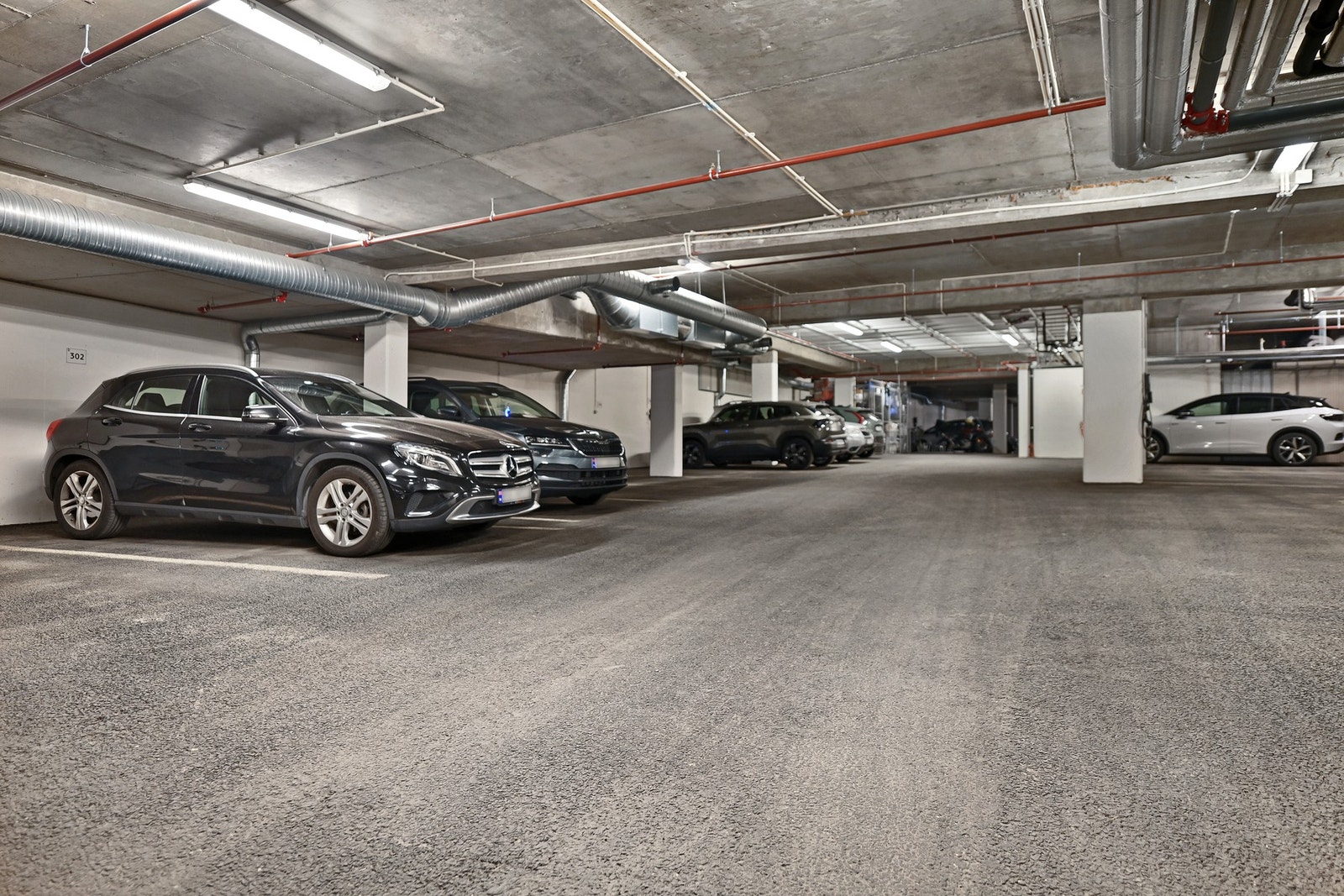 Leiligheten disponerer garasjeplass. Galleribilde