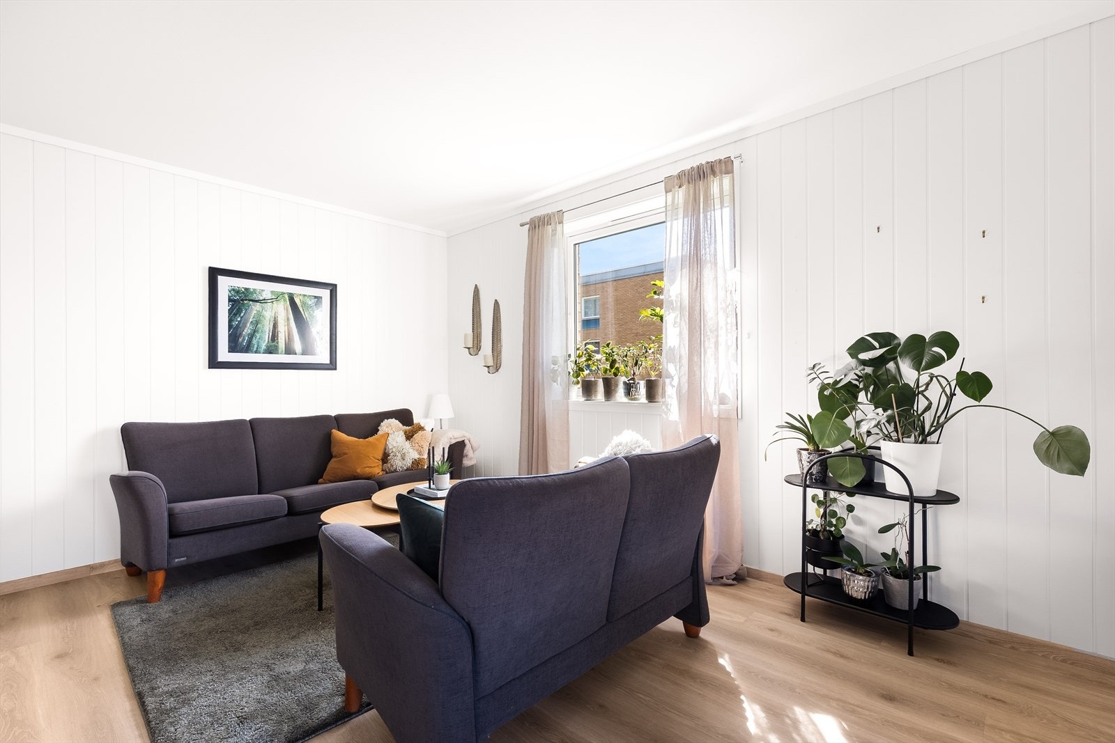 De fleste vinduene i leiligheten er fra 2010 og har 2-lags isolerglass. Galleribilde
