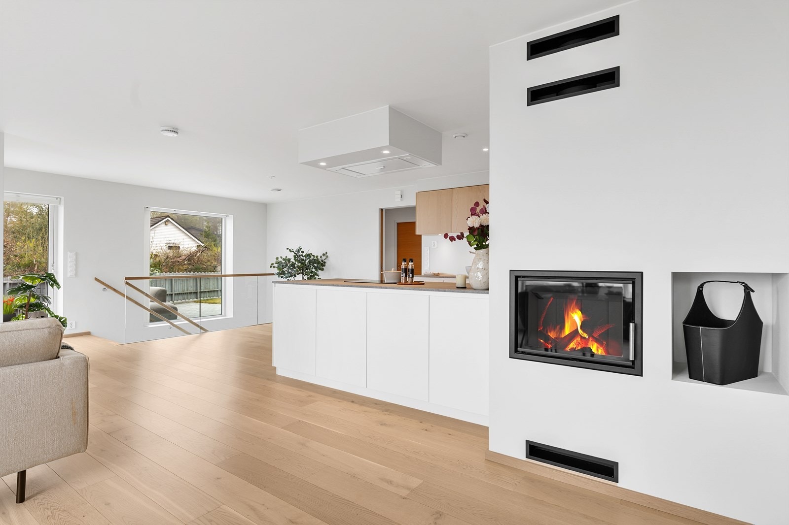 Elementpipen med vedovn gir både varme og hygge. Galleribilde