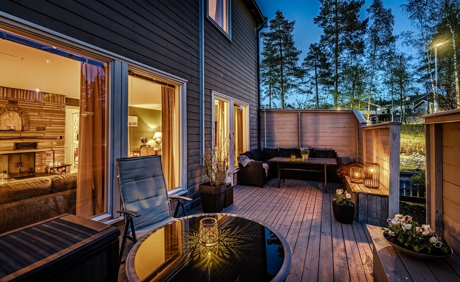 Hyggelig terrasseplatting! Galleribilde