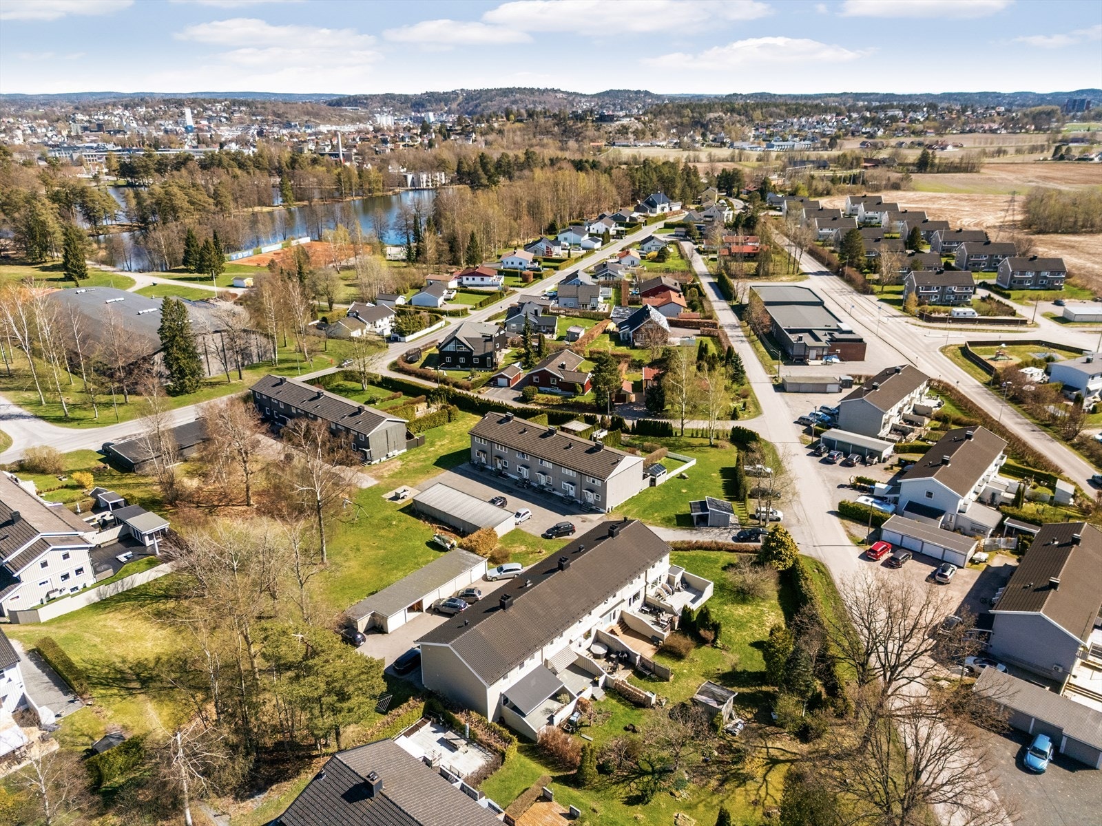 Kort vei til Sandefjord sentrum og alle byens fasiliteter. Galleribilde
