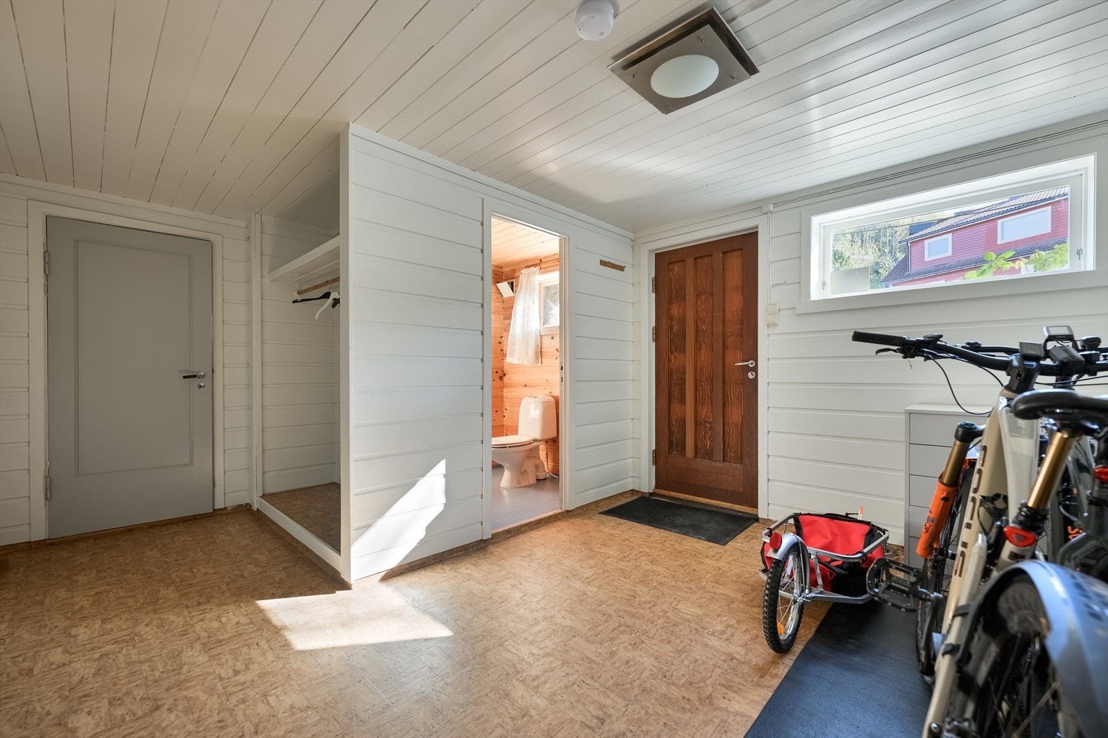 Kjeller Inngang Galleribilde