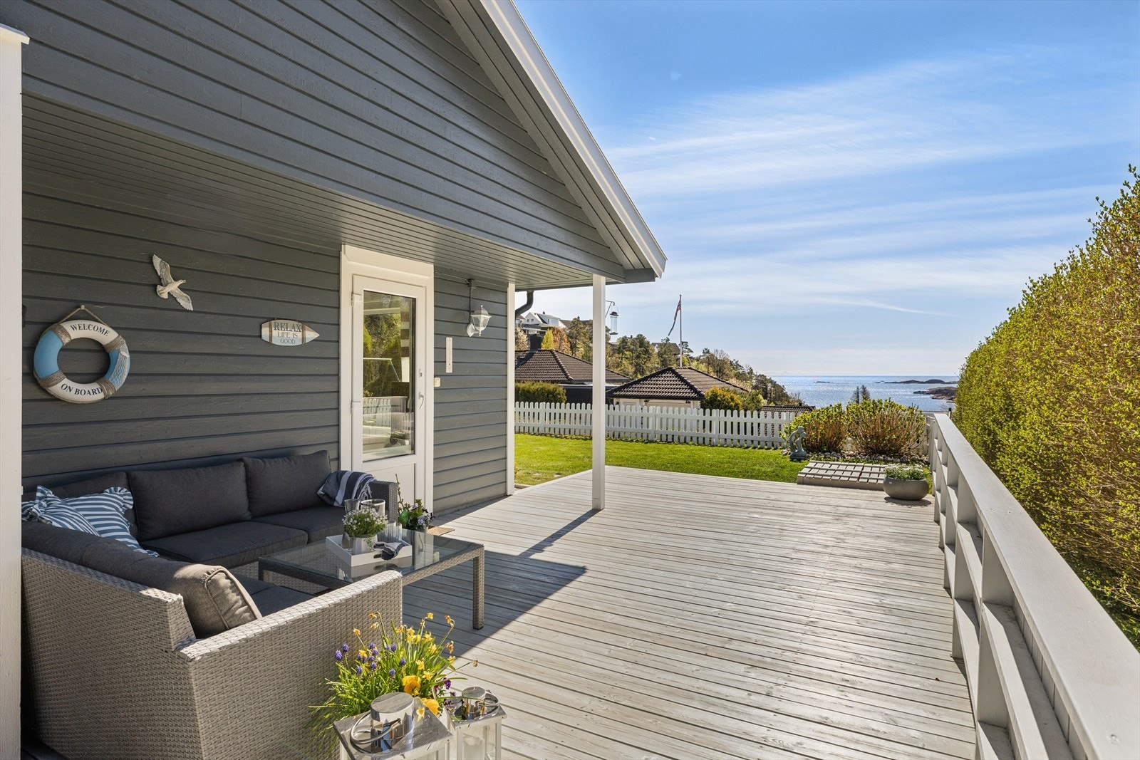 Dette er en praktisk enebolig med alt på ett plan. Stor, vestvendt terrasse på 49 m². Galleribilde
