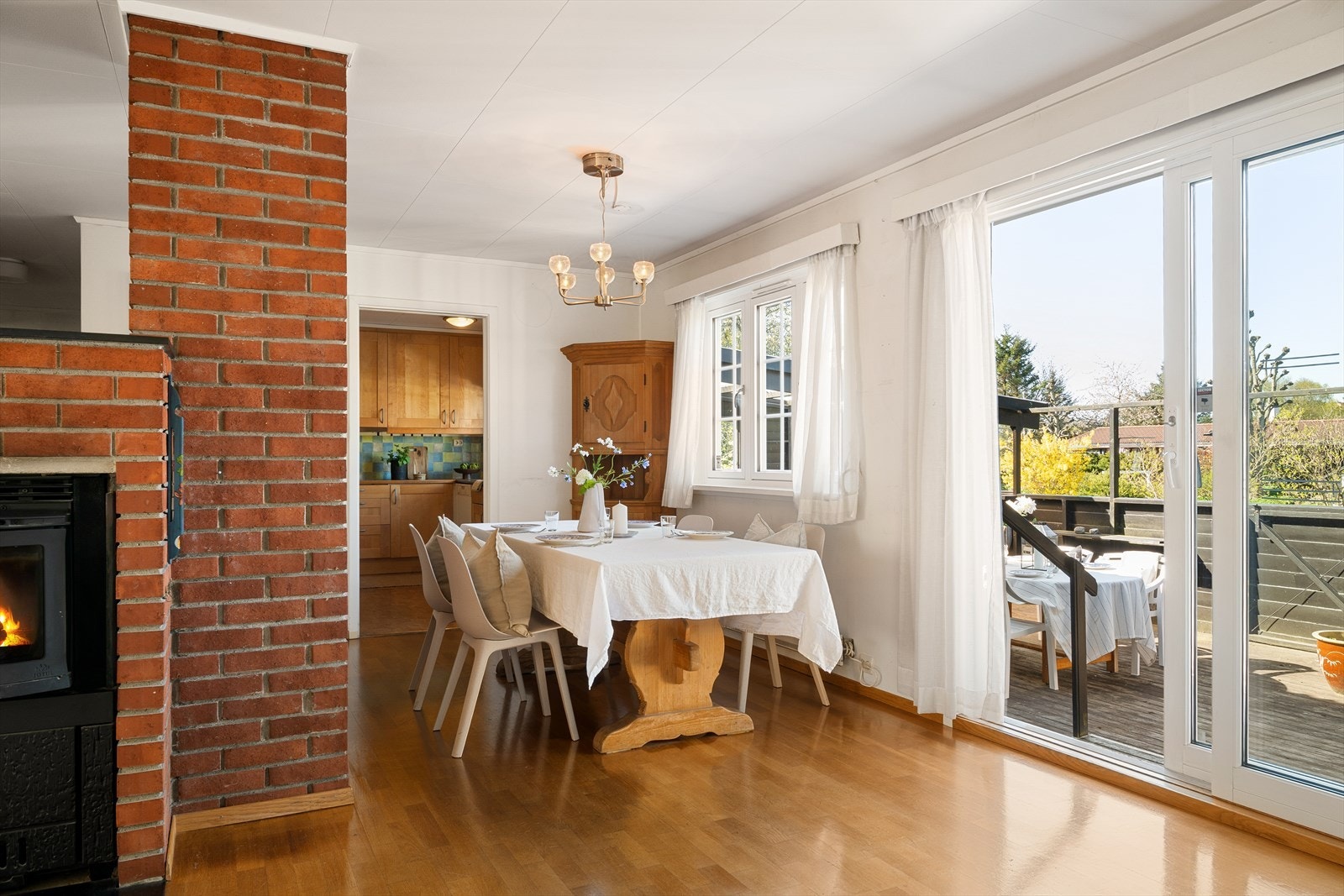 Stuen er romslig og et perfekt samlingspunkt for venner og familie. Galleribilde