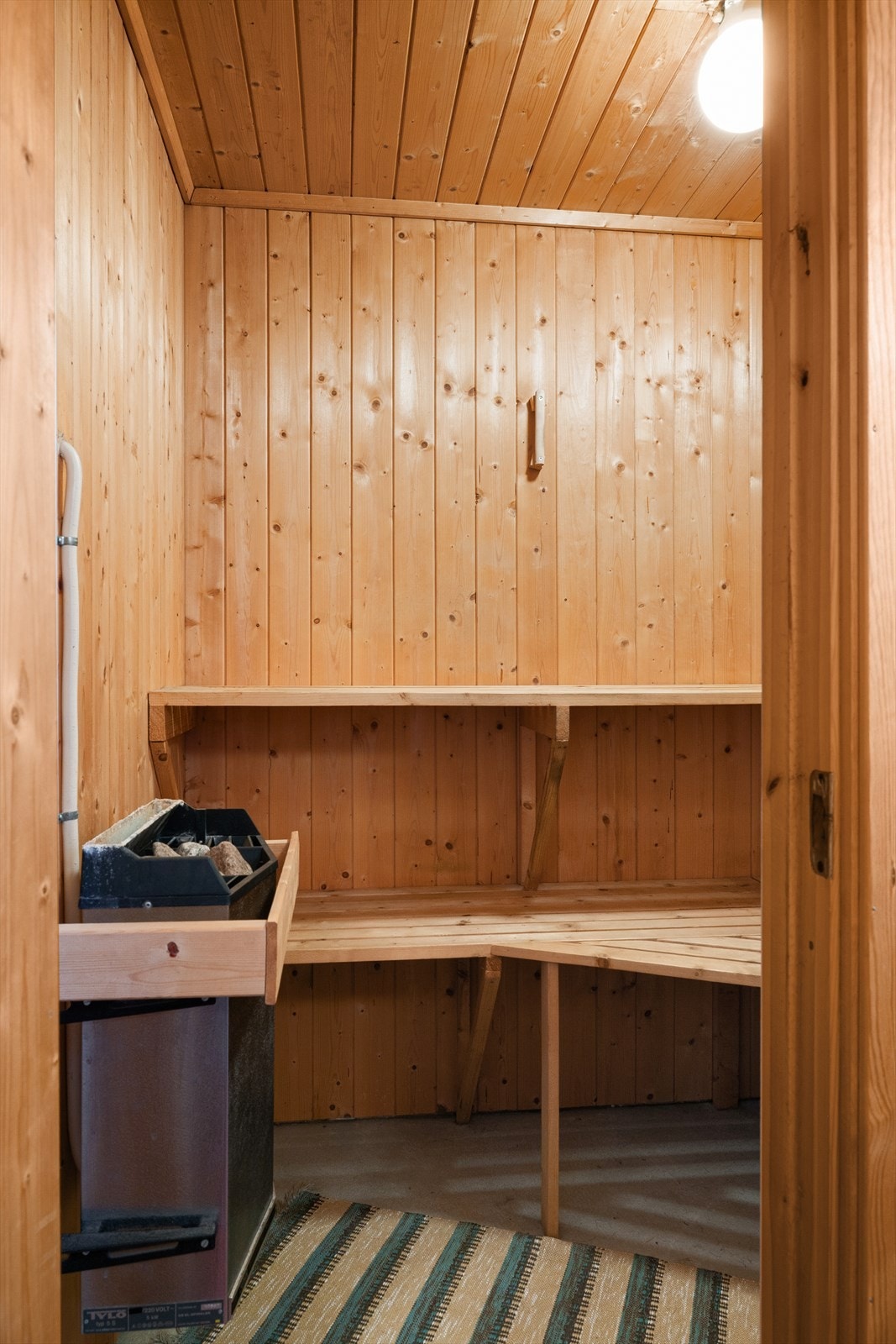 Fra badet er det tilkomst til badstue. Galleribilde