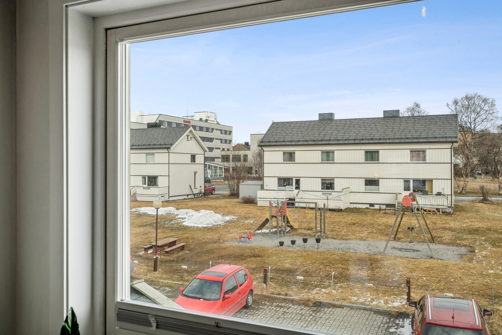 Utsikt fra kjøkkenvindu Galleribilde