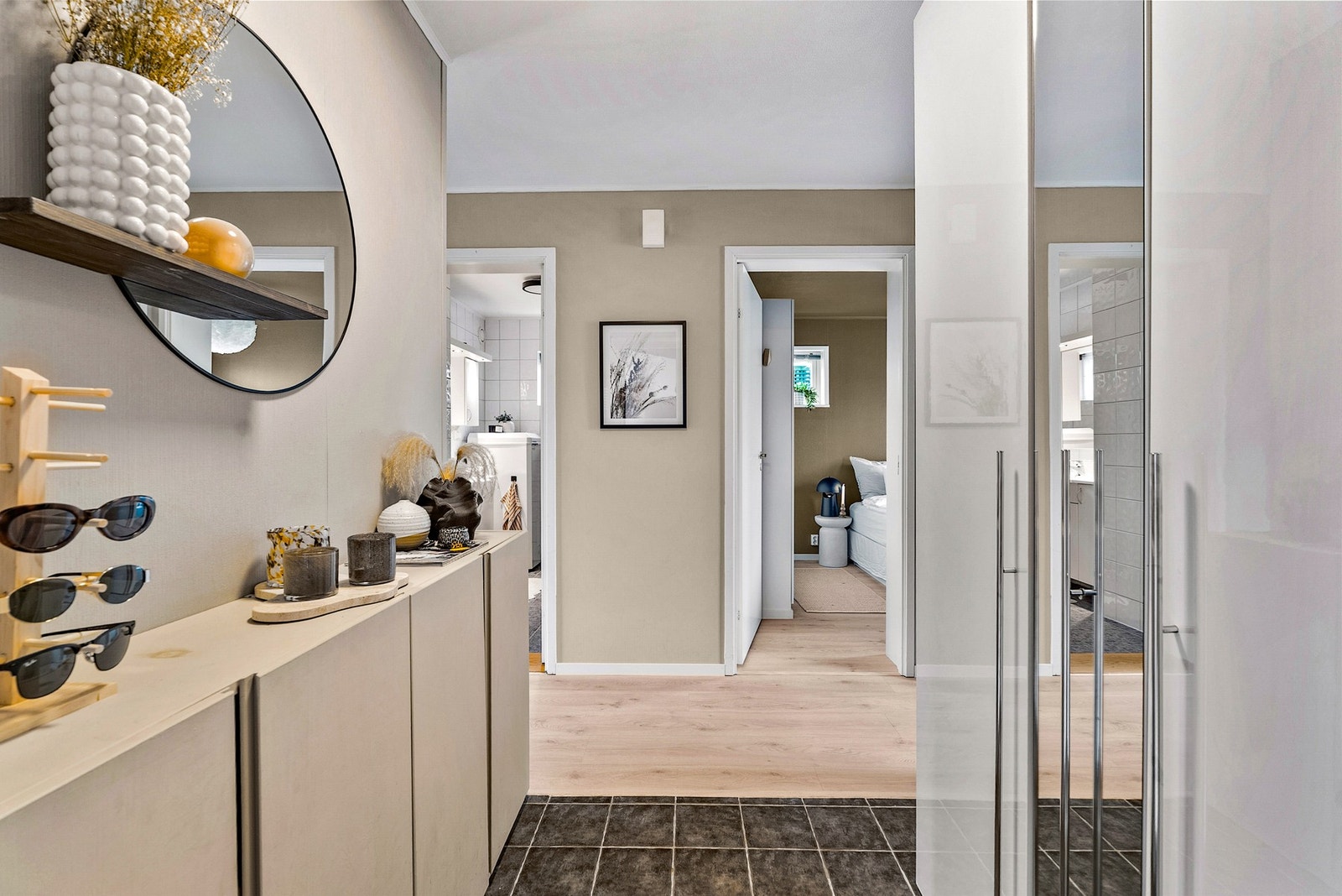Leiligheten disponerer også en innvendig og en utvendig bod. Galleribilde
