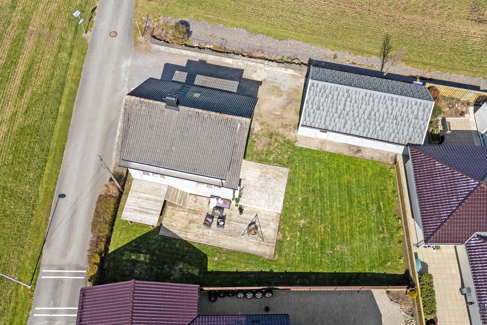 Innholdsrik enebolig med landlig og barnevennlig beliggenhet. Galleribilde