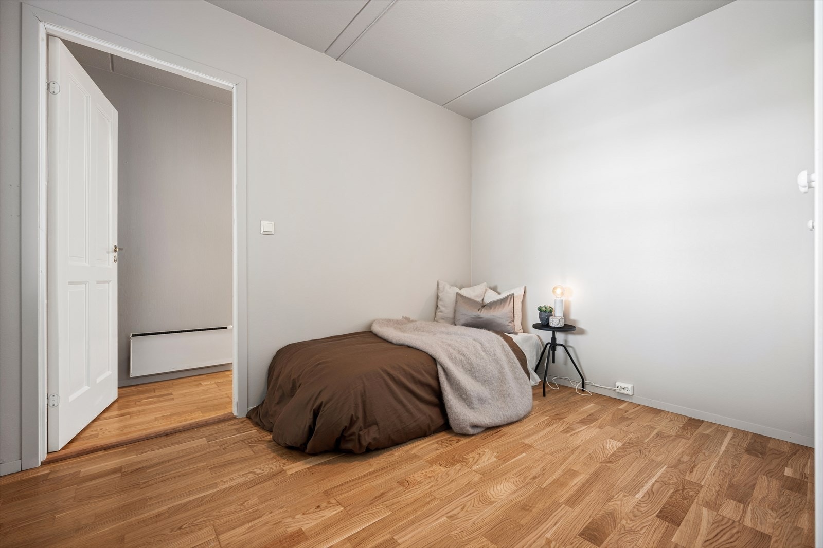 Det andre soverommet egner seg godt som barnerom, gjesterom eller kontor. Galleribilde