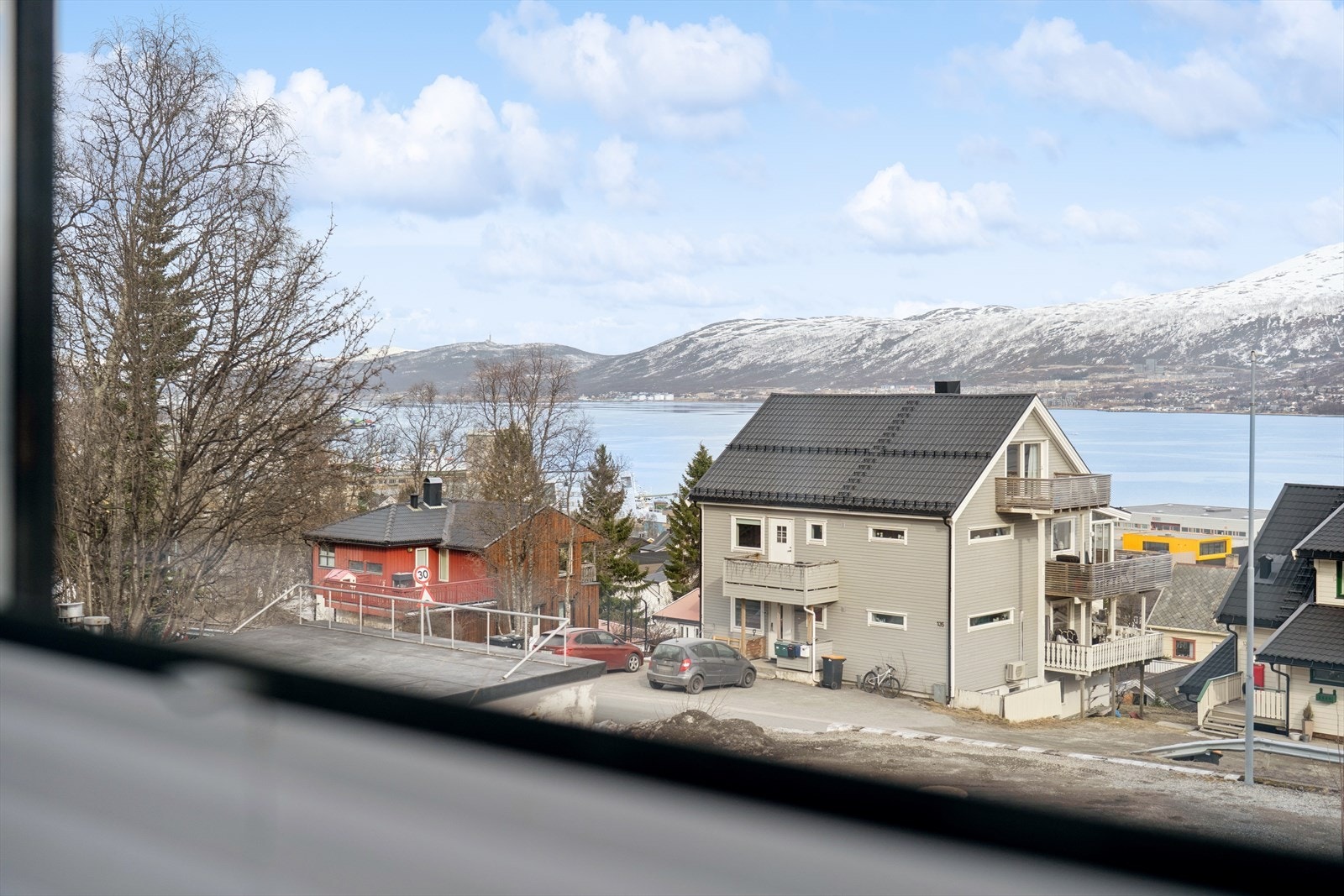 Utsikt. Galleribilde