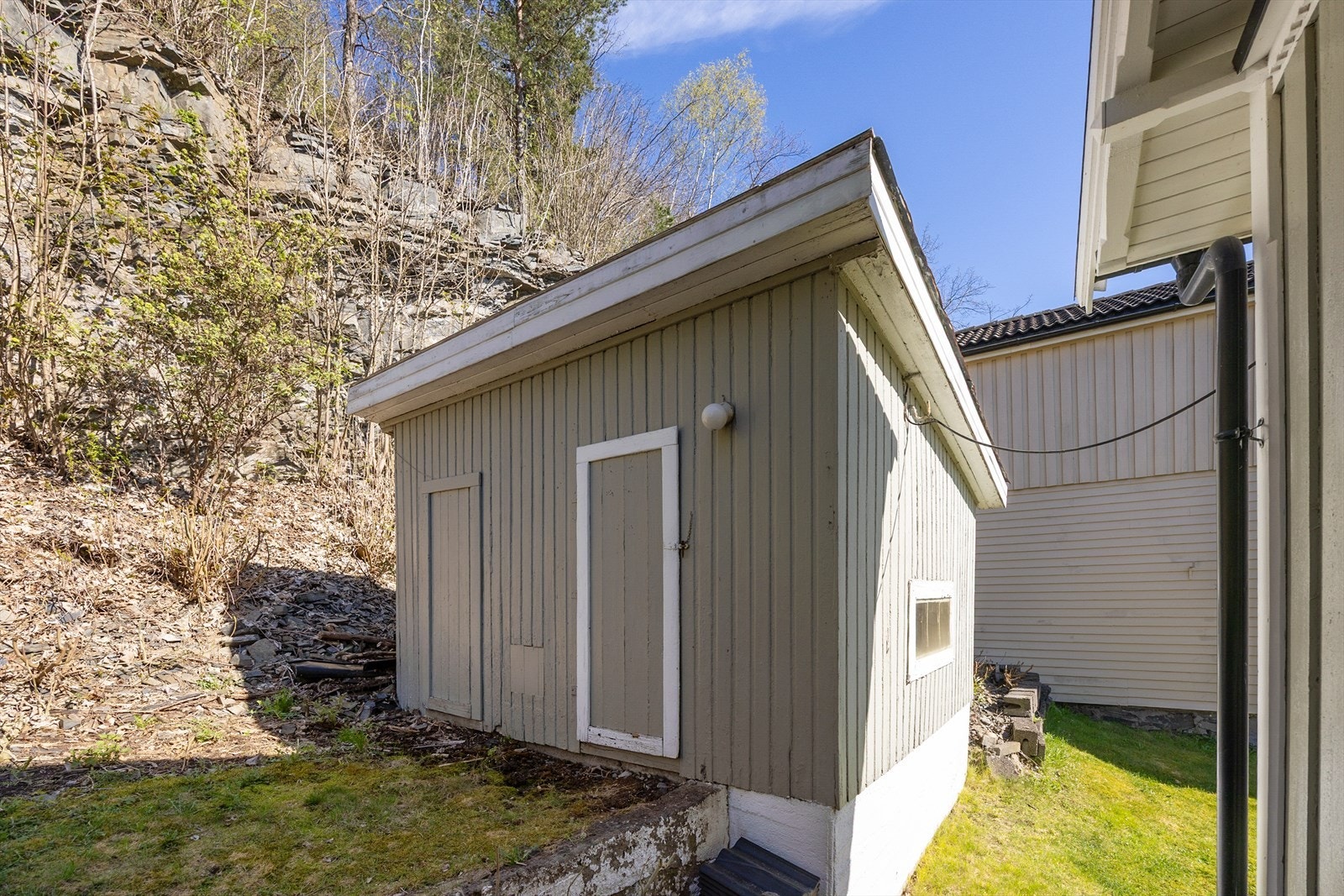 Frittstående bod på 7 m² for ekstra lagring. Galleribilde