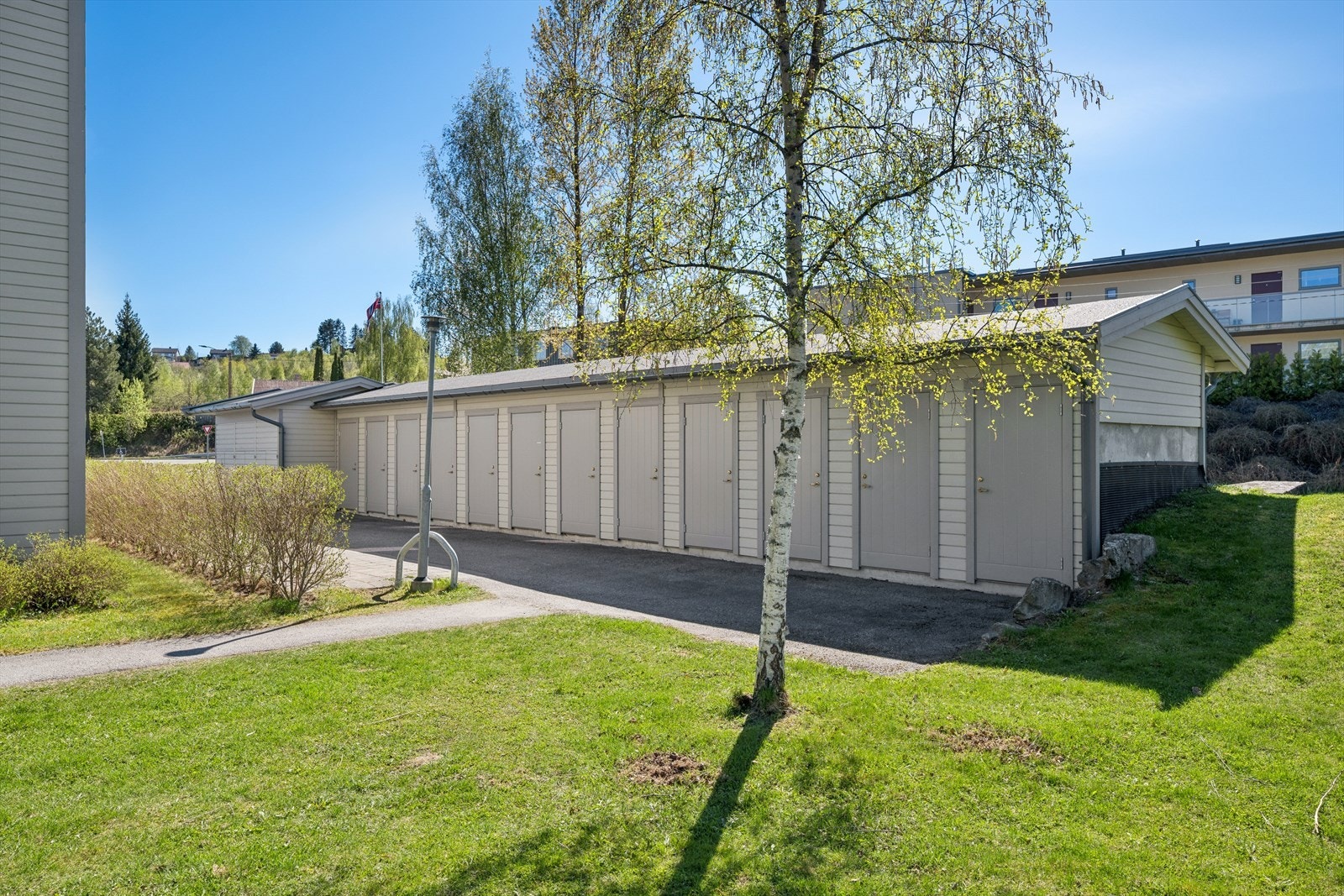 Leiligheten disponerer en egen bod på ca. 4 m² i et separat, felles bodbygg. Galleribilde