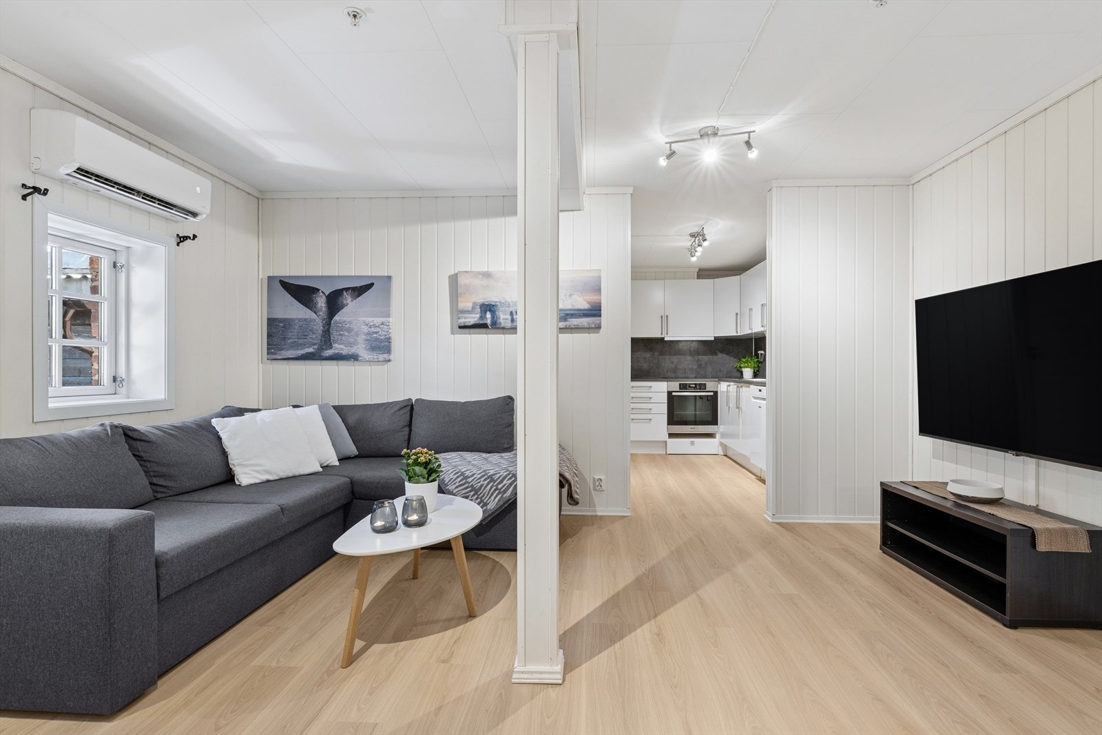 Velkommen til Nedre Hjellegate 12D, leilighet etablert i 2010 med moderne standard. Galleribilde