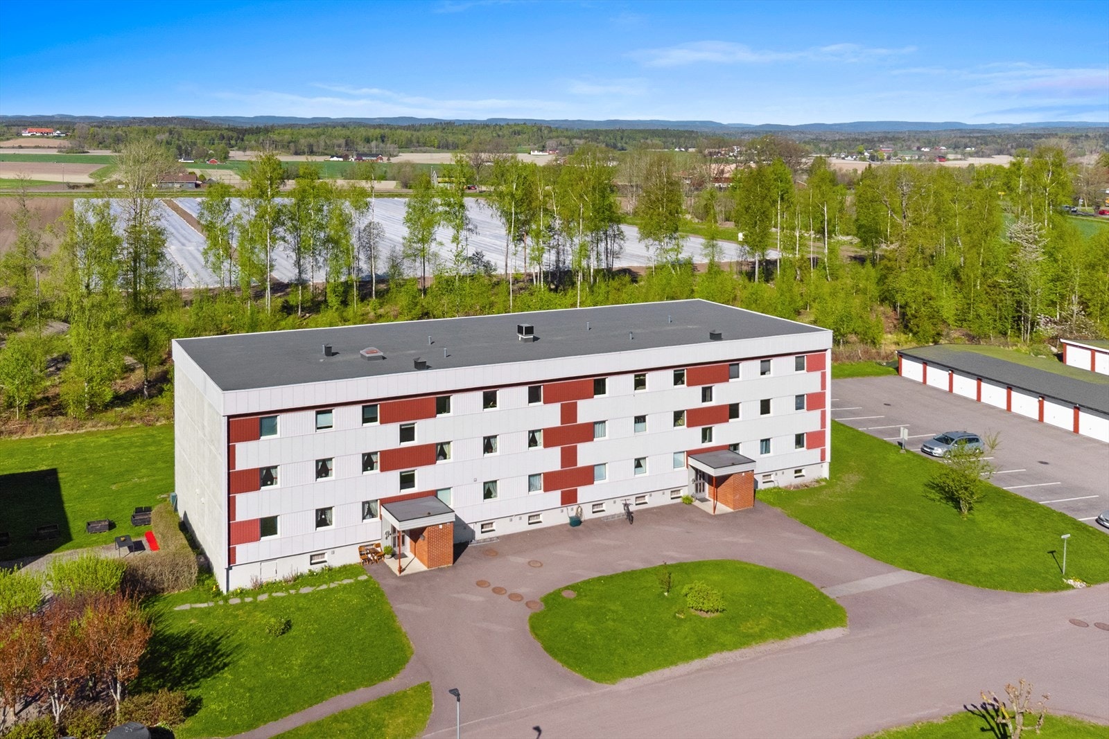 Eiendommen ligger i et etablert og rolig boligområde. Galleribilde
