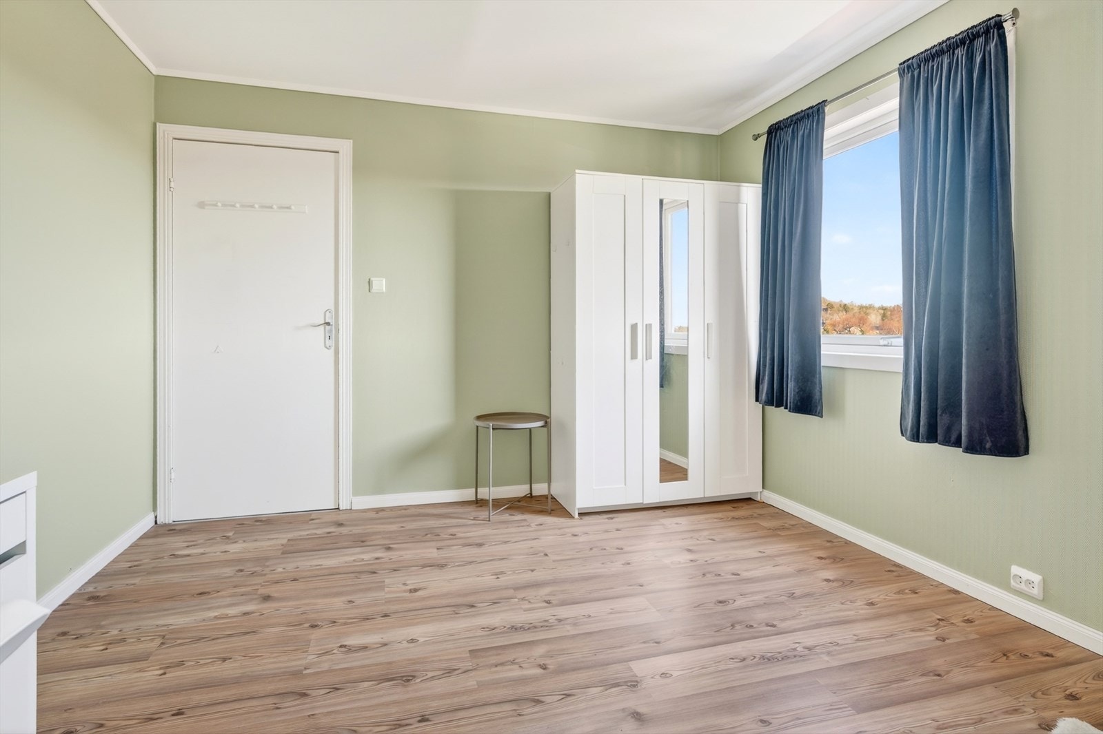 Soverommene har en god størrelse som gir rom for ulike innredningsløsninger. Galleribilde