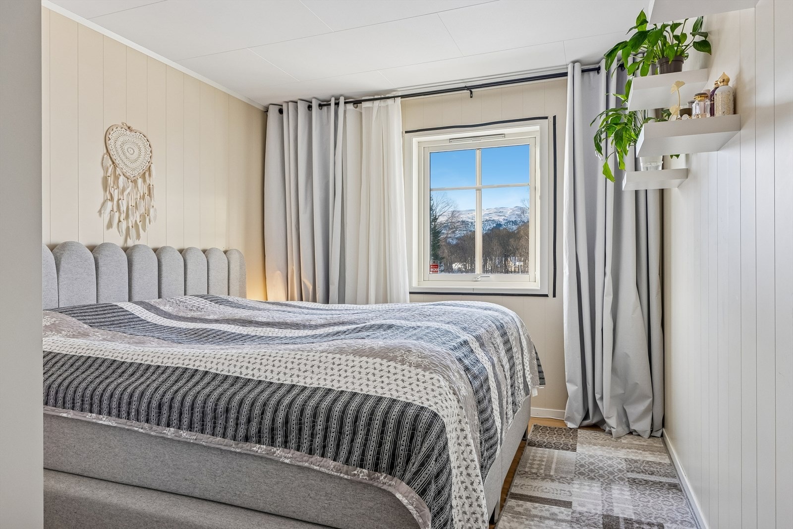 Soverom på 1.etasje Galleribilde