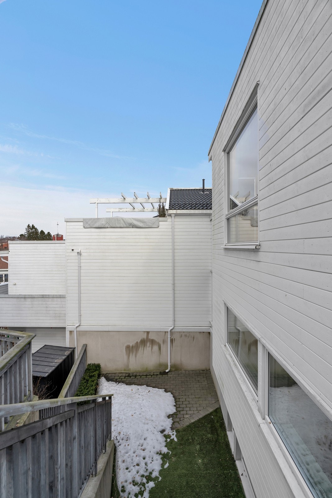 Lettstelt tomt Galleribilde
