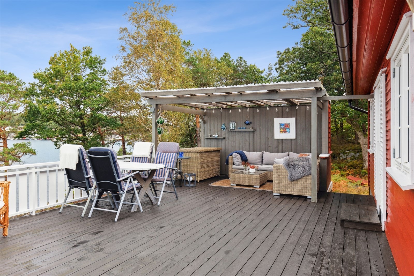 Her kan man nyte lange sommerkvelder, uansett vær. Galleribilde