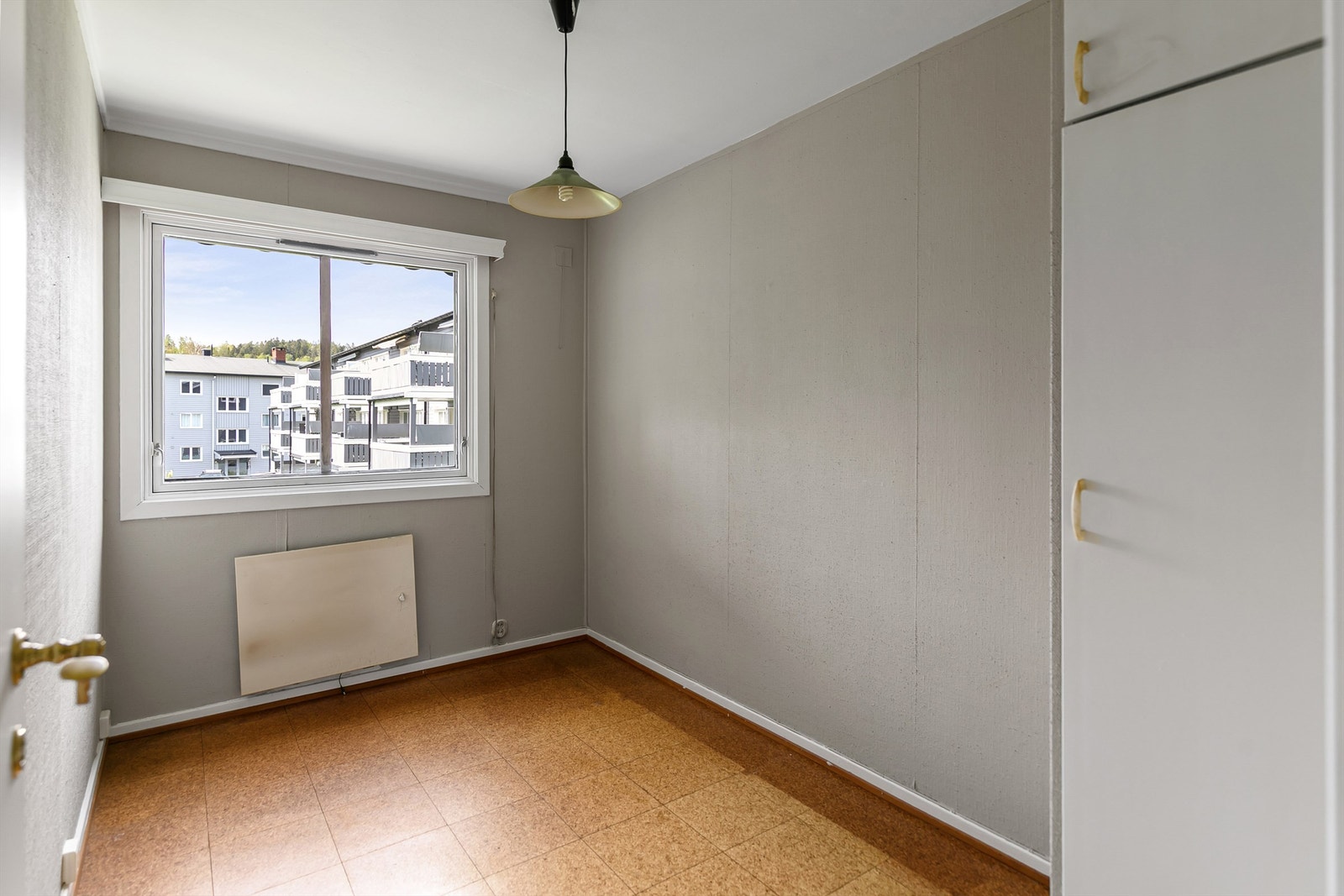Det tredje soverommet med integrert garderobeskap Galleribilde