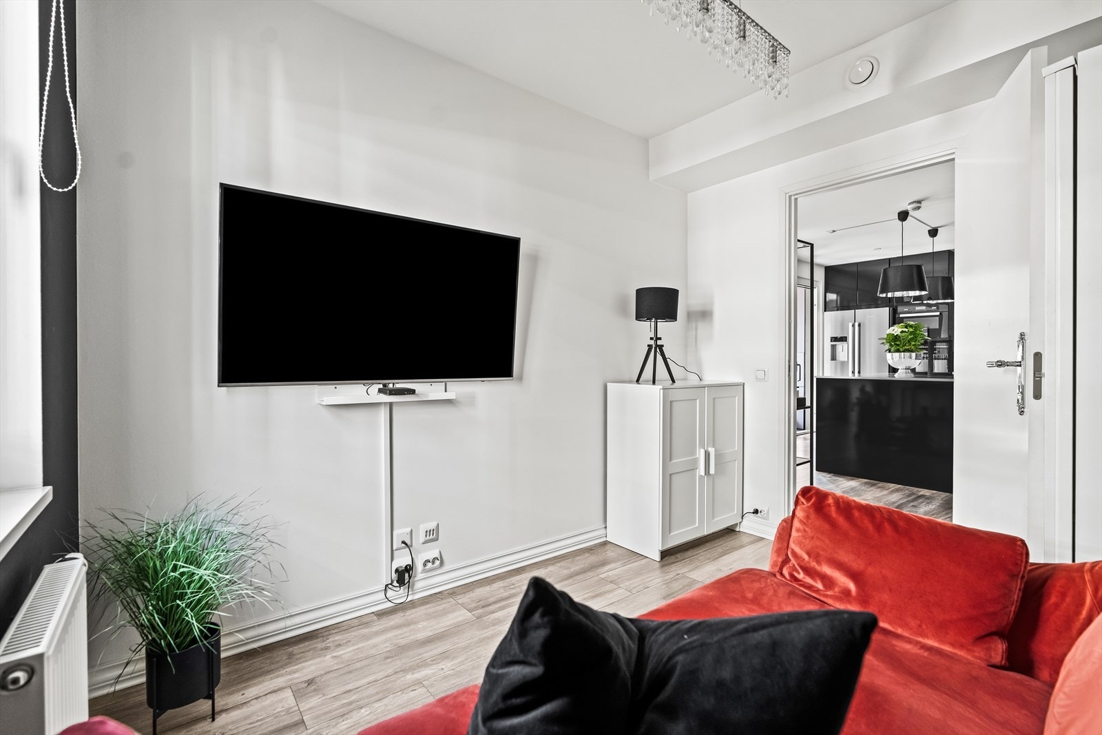 Rommet har plass til seng, nattbord, garderobeløsning og evt. skrivebord. Galleribilde