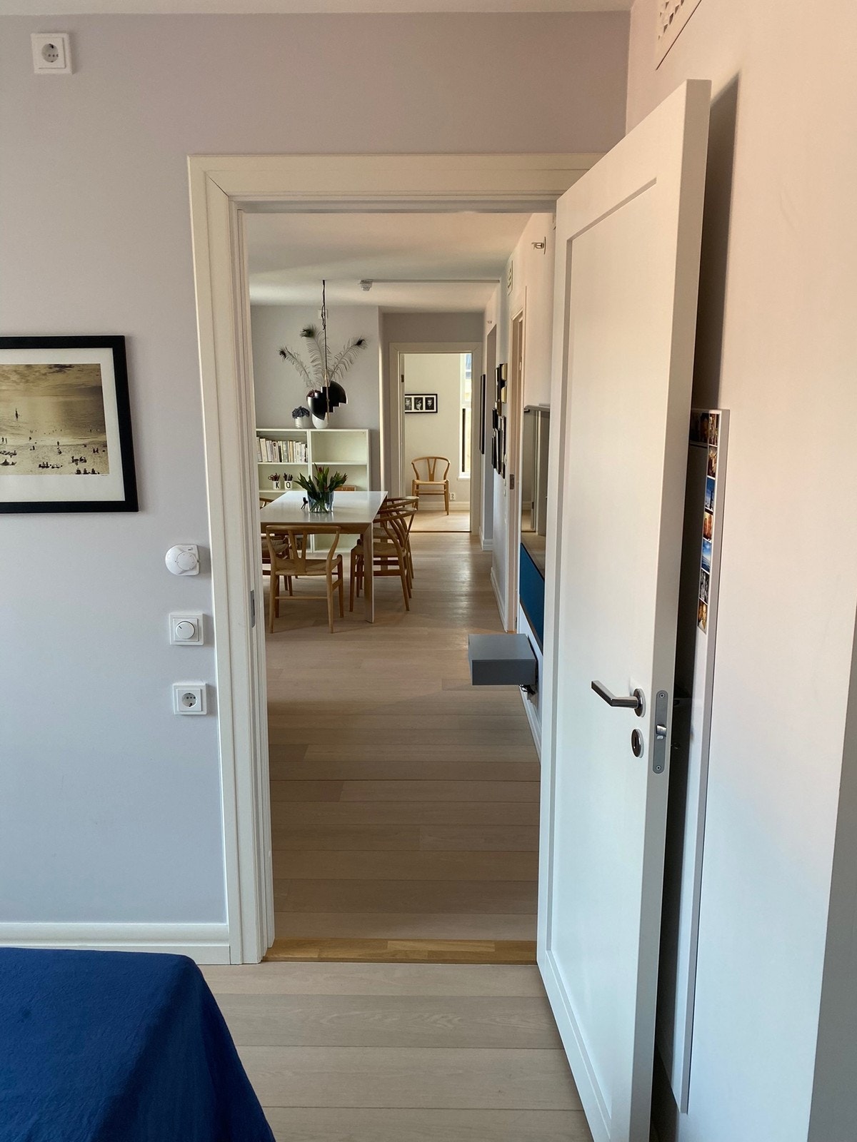 fra soverommet ut til stuen Galleribilde