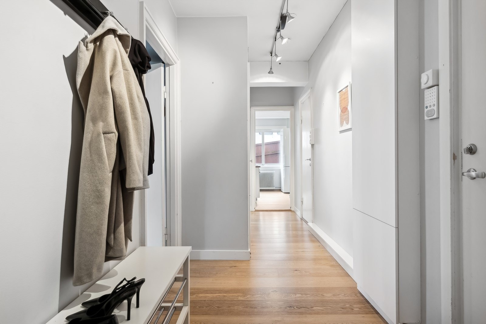 Gang, nylig oppgradert med nye led-lys. Galleribilde