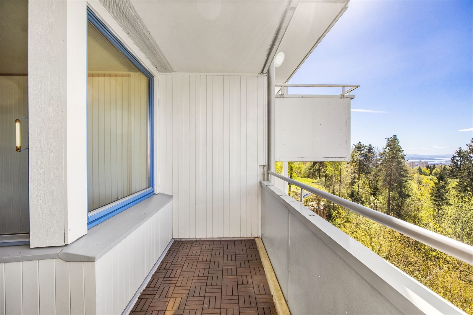 Den vestvendte plasseringen sørger for optimale solforhold på formiddagen og utover kvelden. Galleribilde