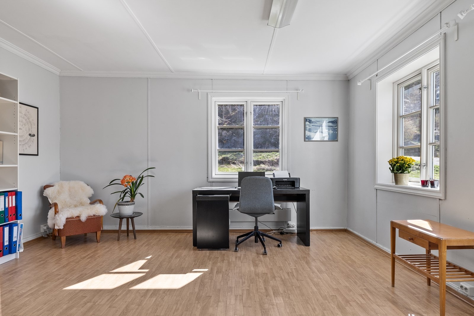 I 1. etasje finner man også et romslig kontor eller soverom. Galleribilde