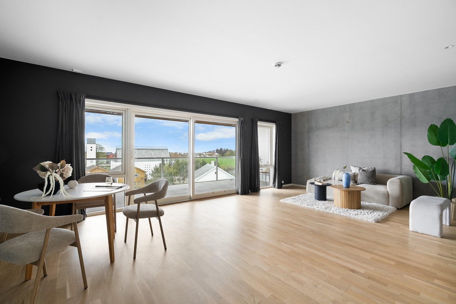Moderne leilighet fra 2019 med god planløsning. Galleribilde