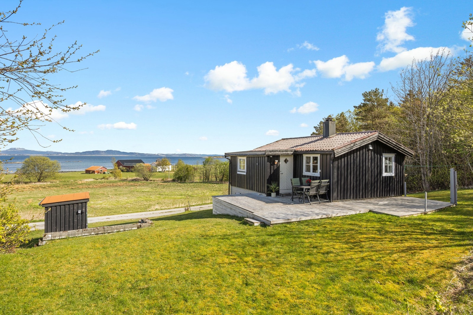 Velkommen til Sommerhvile hyttefelt 34! Foto: EFKT (Magnus Berdal) Galleribilde