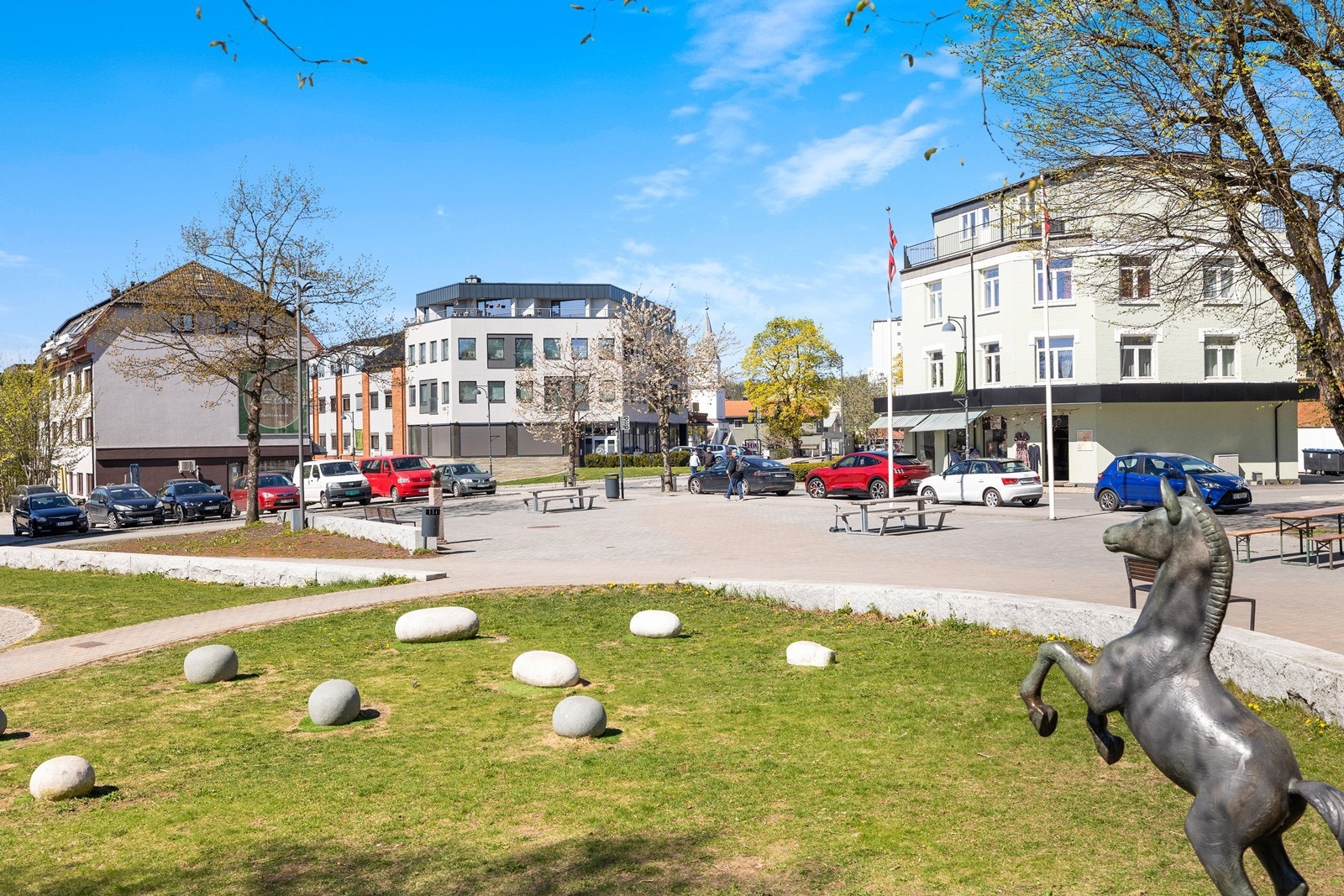 Fra parken som ligger rett ved eiendommen. Galleribilde