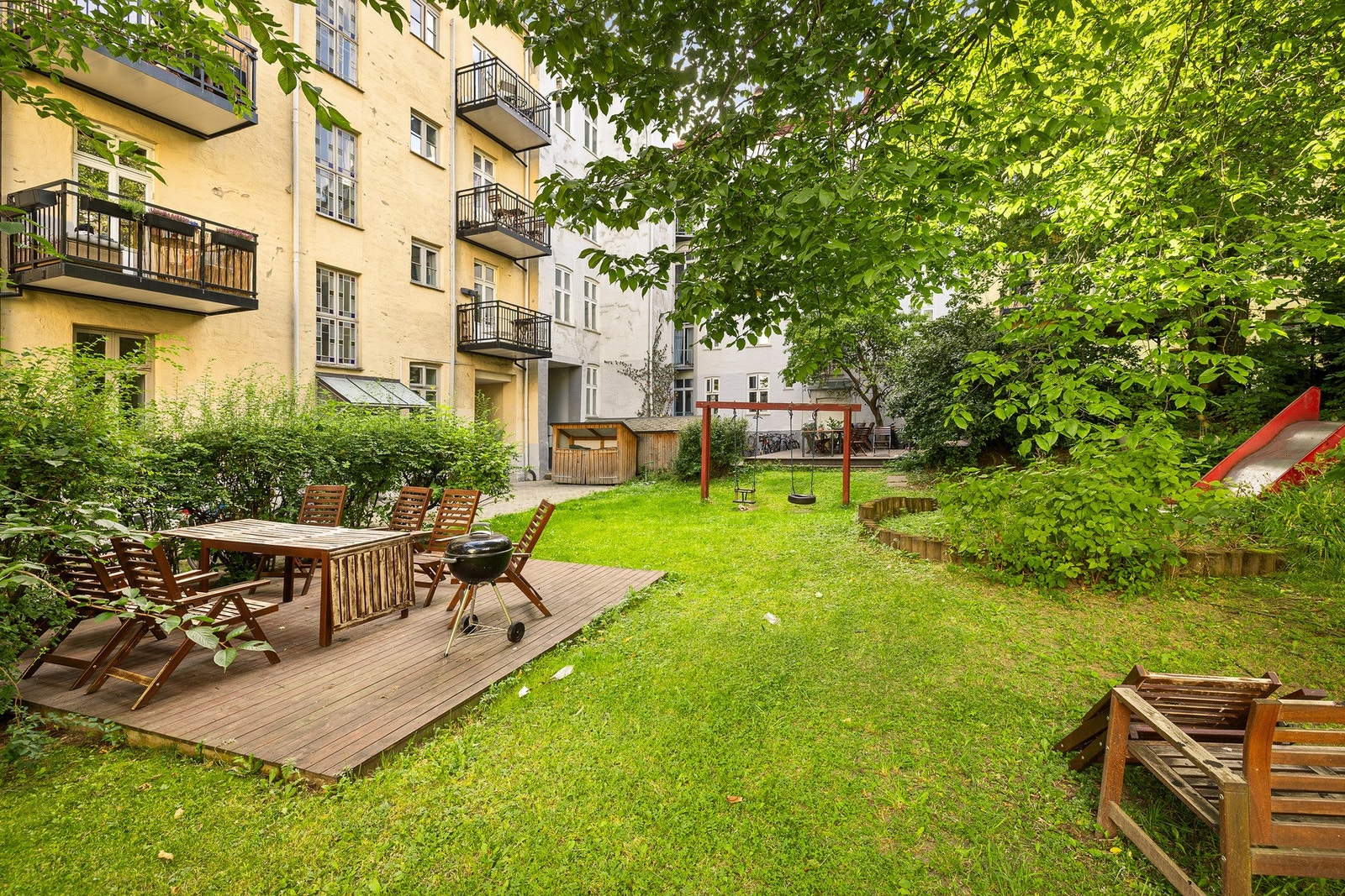 Bakgården er til stor glede for beboerne. Galleribilde